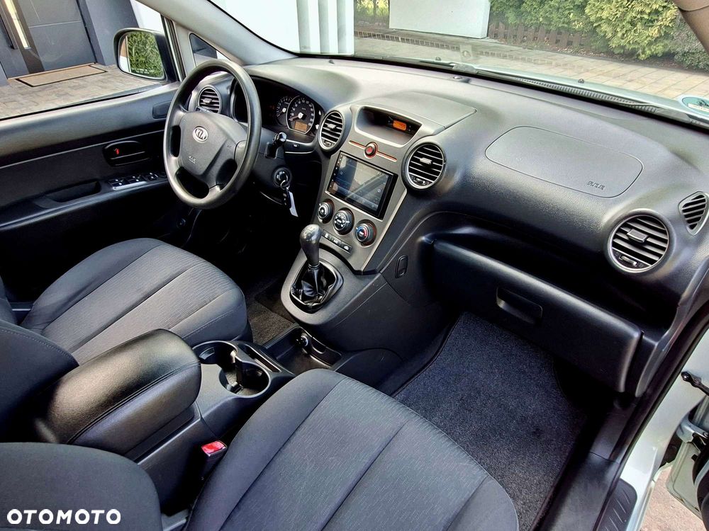 Kia Carens 2.0 EX - 8
