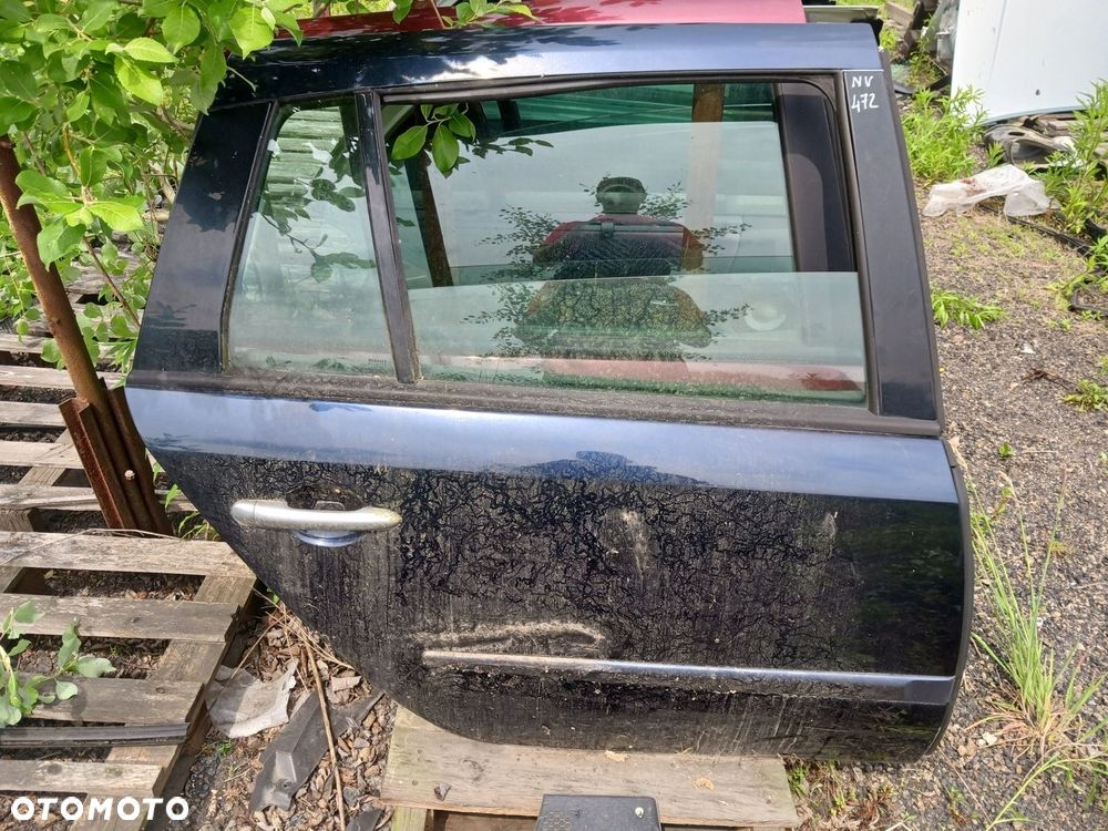 DRZWI PRAWY TYŁ RENAULT LAGUNA II 2 KOMBI 2001-2007 NV472