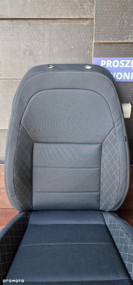 FOTEL LEWY TAPICERKA Fotela SKODA Superb III - 6