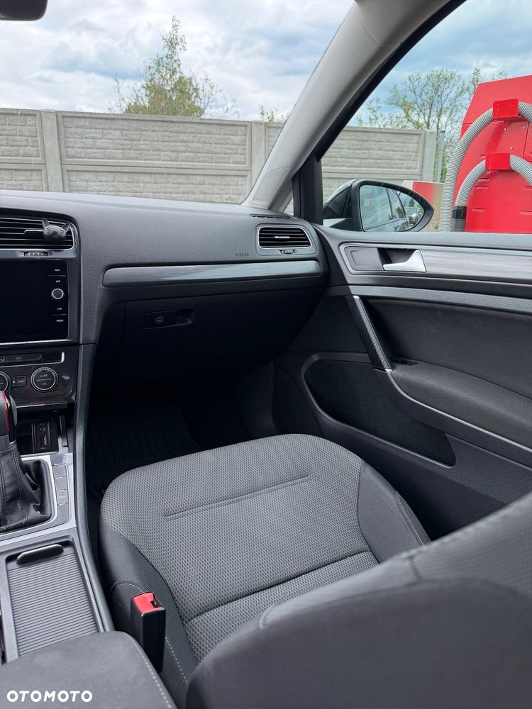 Volkswagen Golf 1.4 TSI BMT Comfortline DSG - 20