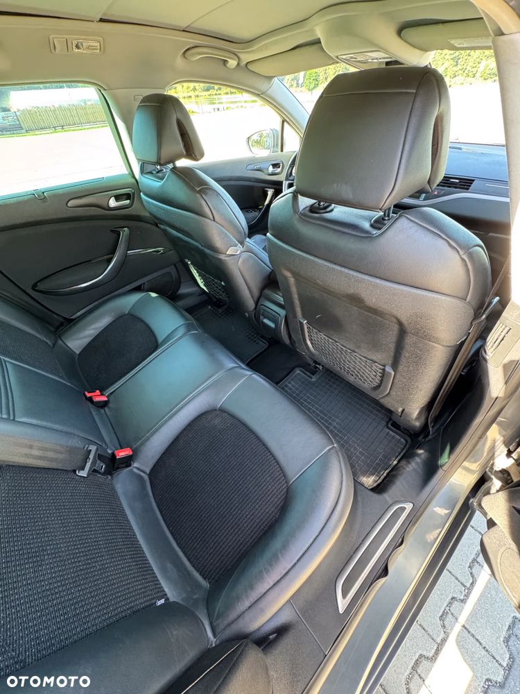 Citroën C5 Tourer V6 HDi 205 Biturbo FAP Exclusive - 30