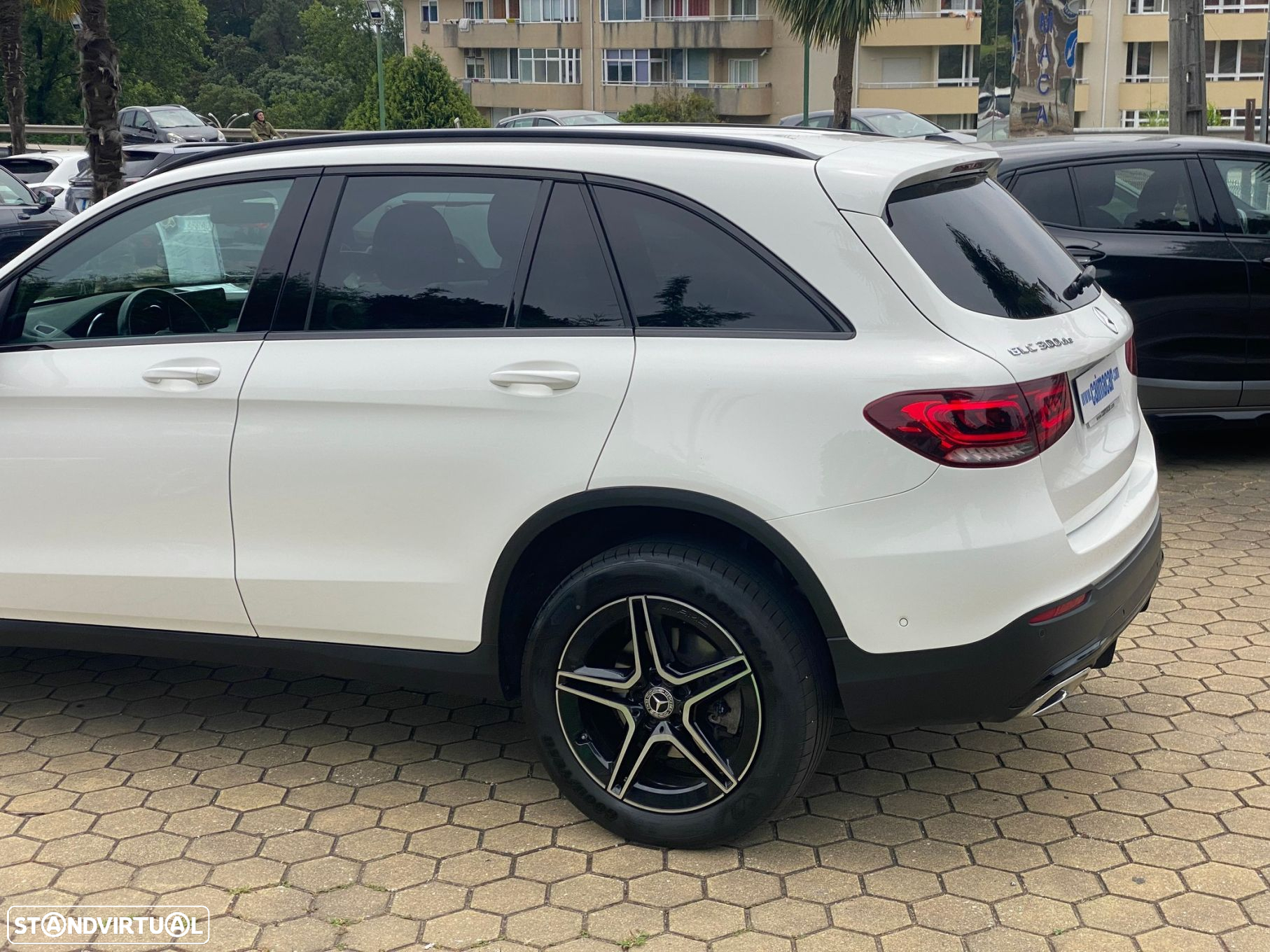 Mercedes-Benz GLC 300 - 6