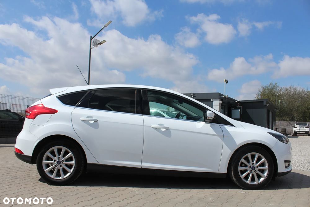 Ford Focus 1.0 EcoBoost Titanium - 10