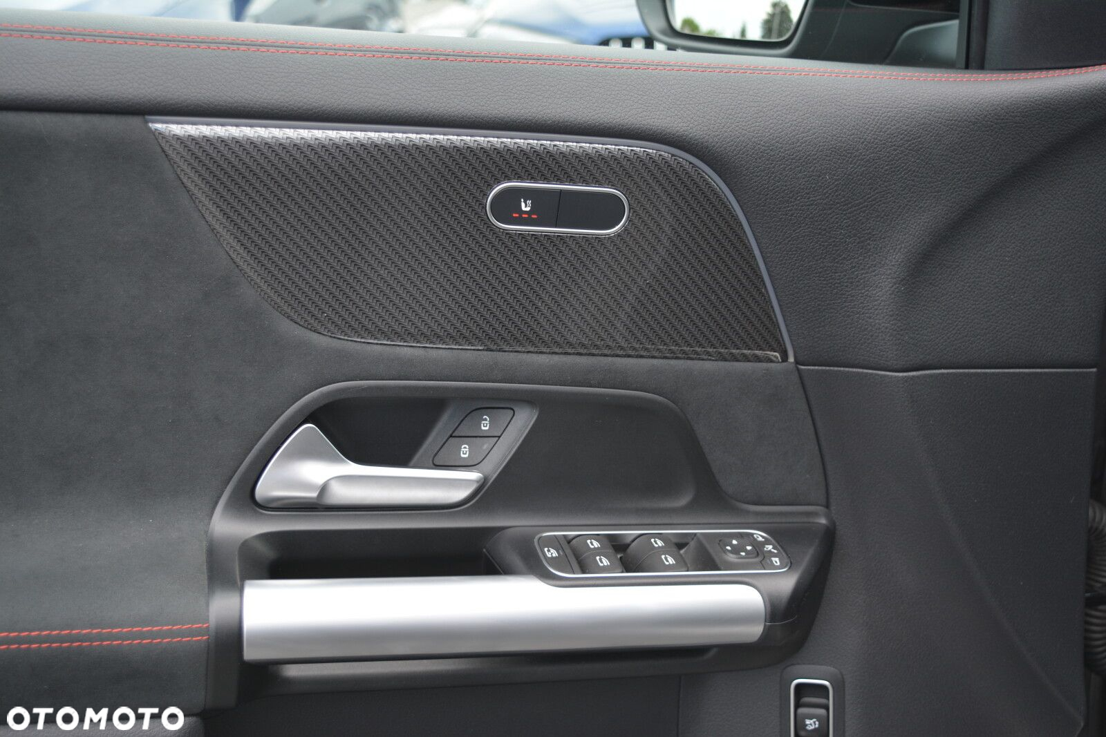 Mercedes-Benz GLA 200 AMG Line - 13