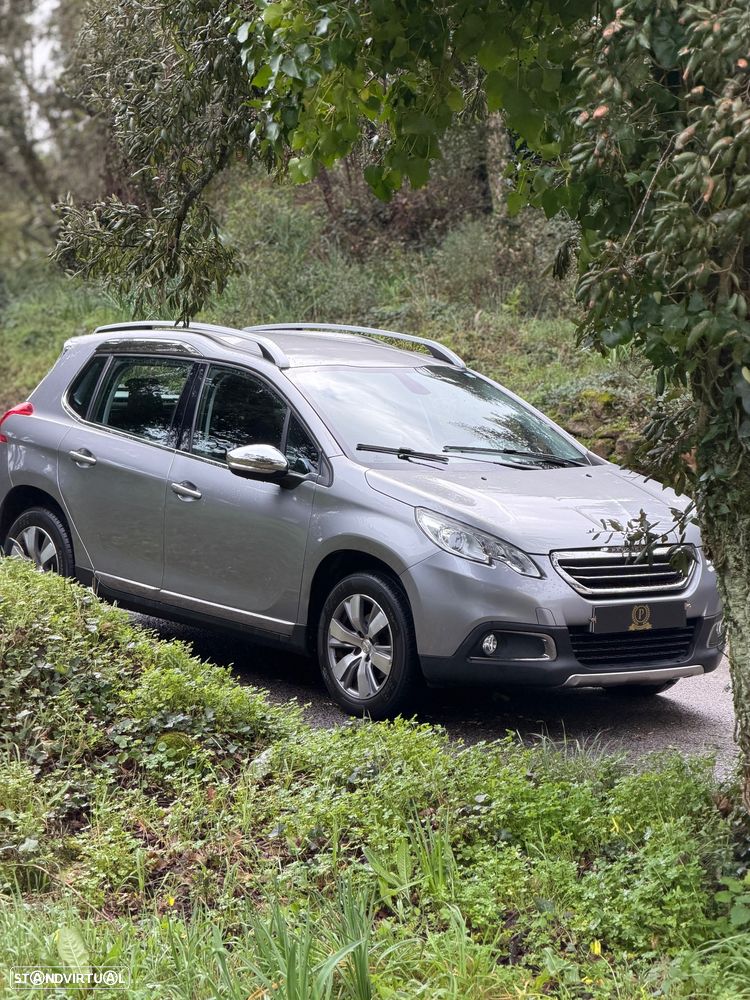 Peugeot 2008 1.2 PureTech Allure EAT6 - 2
