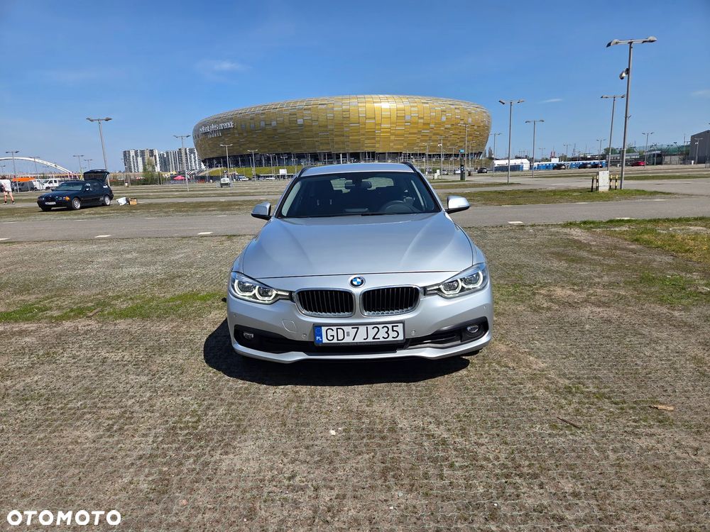 BMW Seria 3 318d Edition Luxury Line Purity - 5