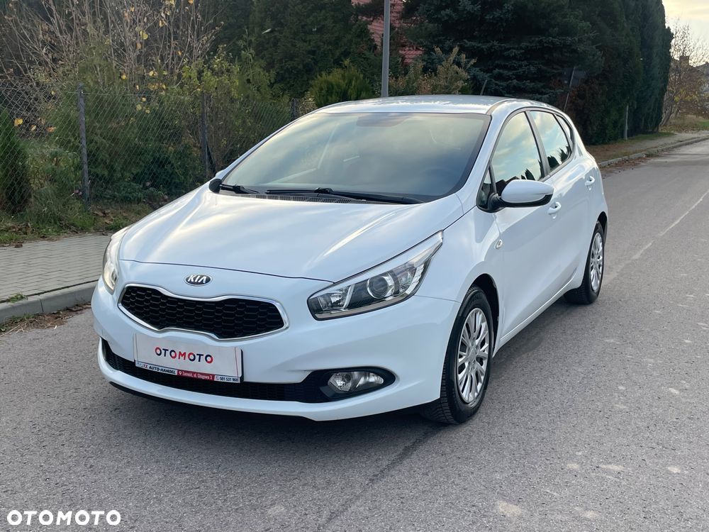 Kia Ceed 1.4 CVVT Attract - 34