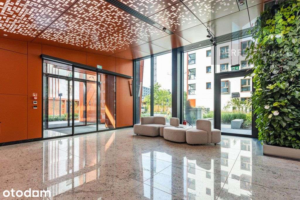 Beautiful Apartment, Towarowa Towers