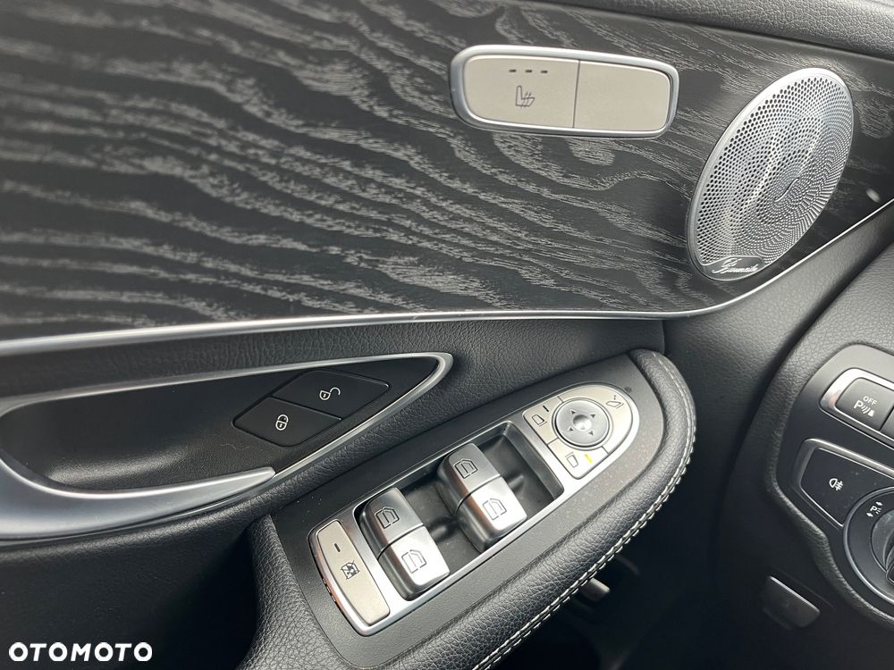 Mercedes-Benz GLC - 14