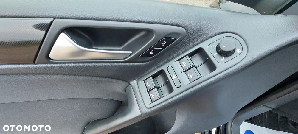 Volkswagen Golf 1.6 TDI Trendline - 28