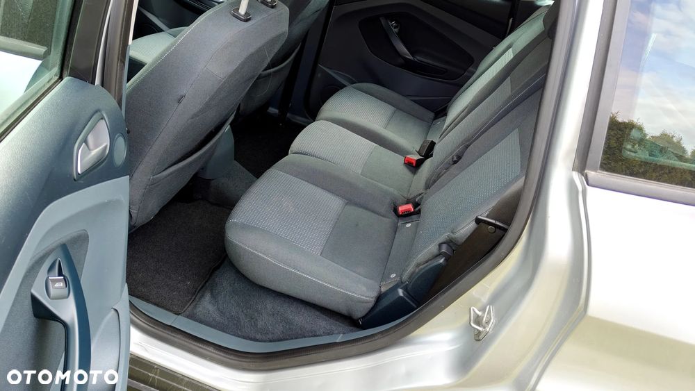 Ford C-MAX 1.6 Ti-VCT Champions Edition - 19