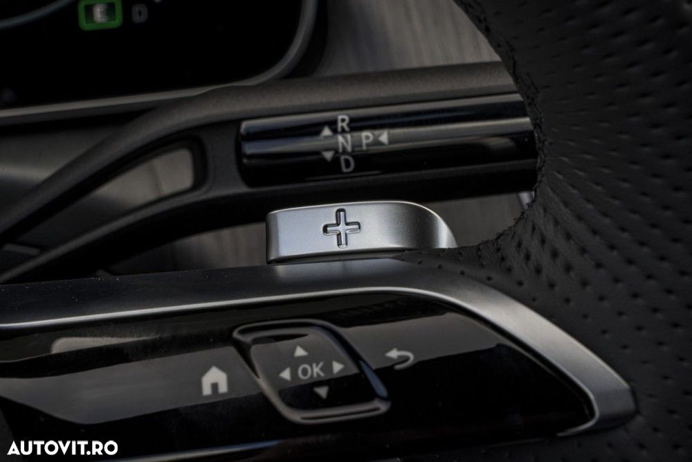 Mercedes-Benz C - 23