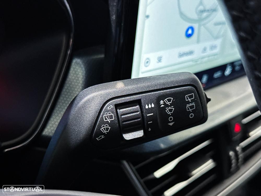 Ford Focus 1.0 EcoBoost Hybrid Aut. ACTIVE X - 23