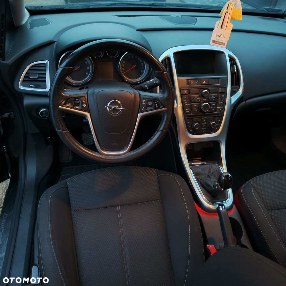 Opel Astra - 4