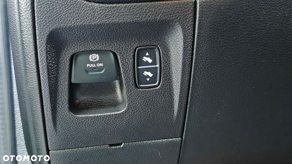 RAM 1500 5.7 Crew Cab Longbed Laramie Black - 28