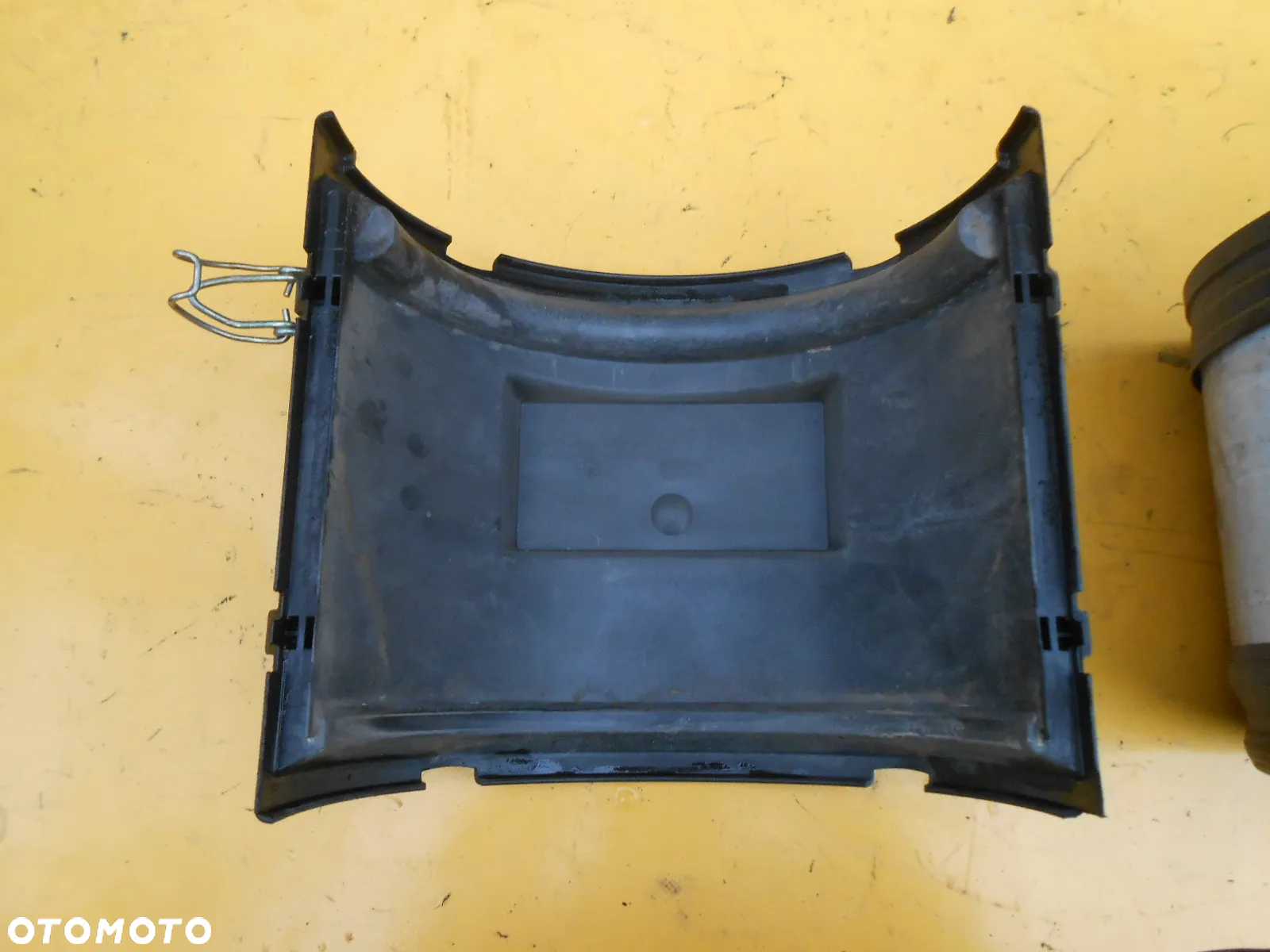 Obudowa filtra powietrza McCormick XTX145 TTX230 - 9