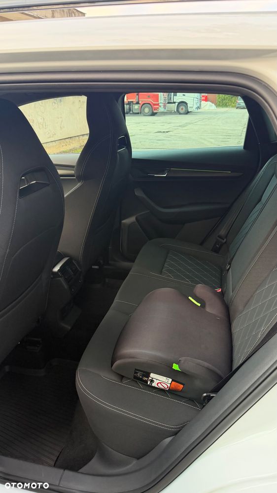 Skoda Karoq 1.5 TSI ACT Sportline DSG - 10
