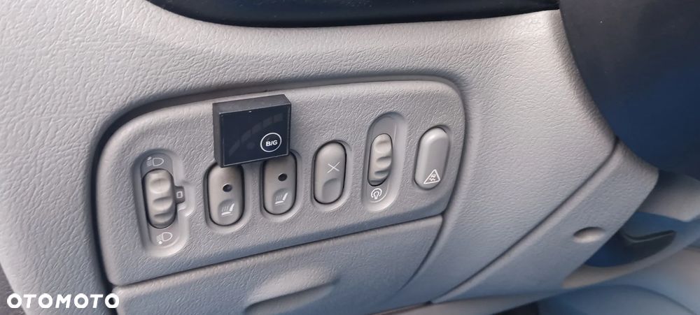 Renault Scenic 2.0 16V Alize - 11