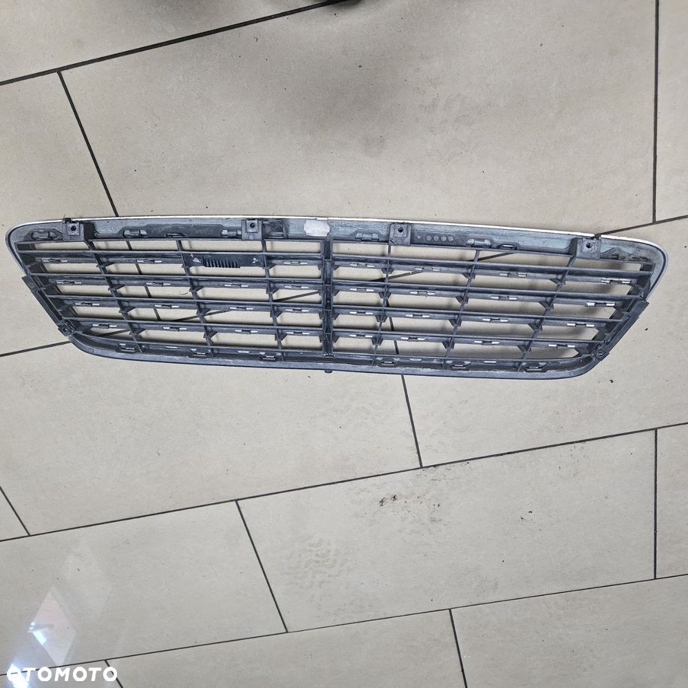 MERCEDES C KLASA W203 GRILL ATRAPA CHŁODNICY A2038800183 - 2