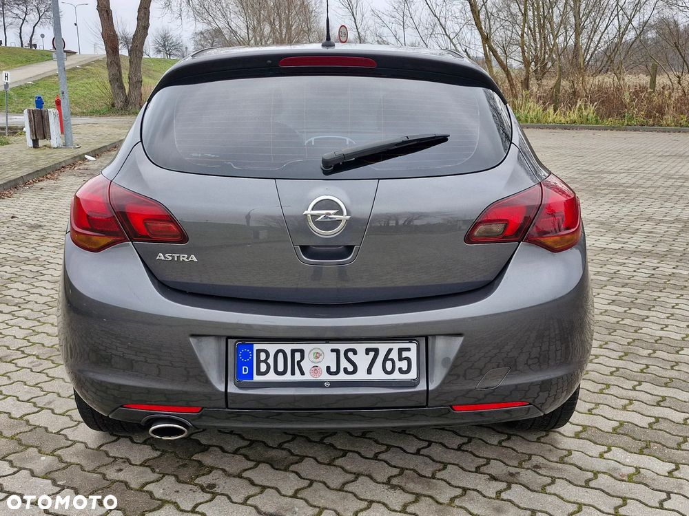 Opel Astra 1.4 T Cosmo - 8