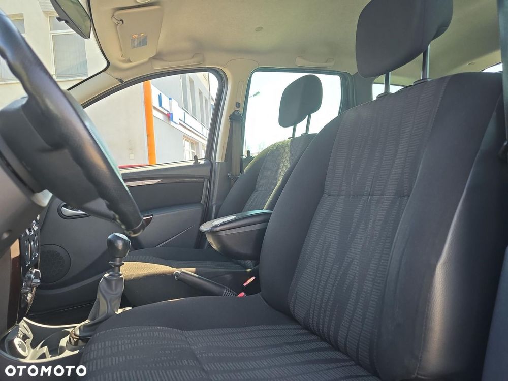 Dacia Duster 1.5 dCi Ambiance - 19
