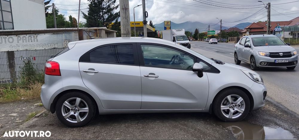 Kia Rio 1.4 CRDI Platinum Edition - 10