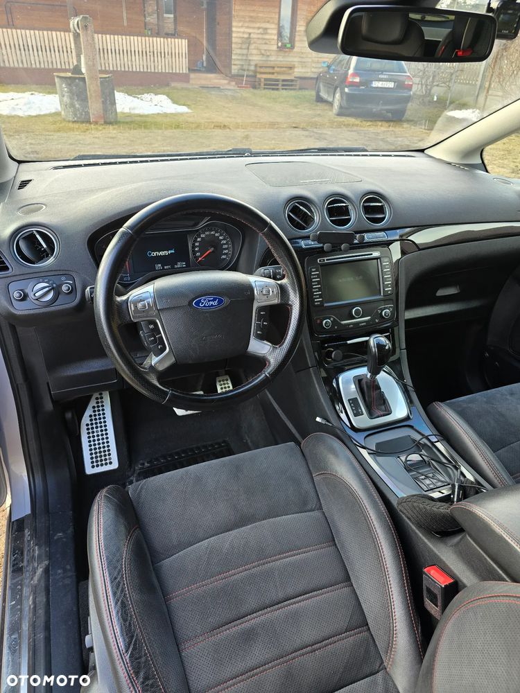 Ford S-Max - 8