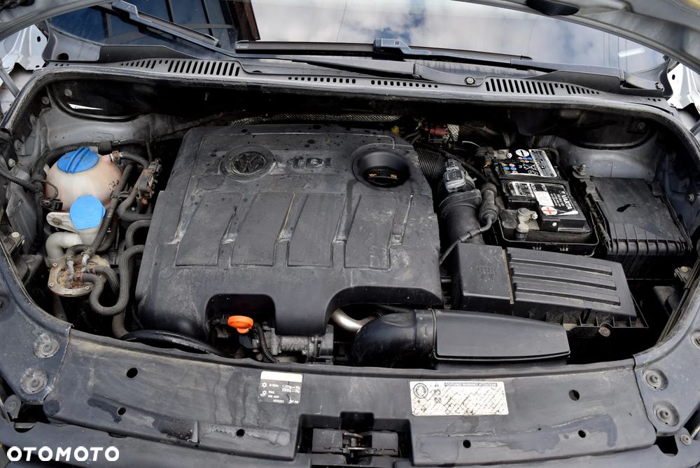 Volkswagen Caddy Comfortline DSG - 25