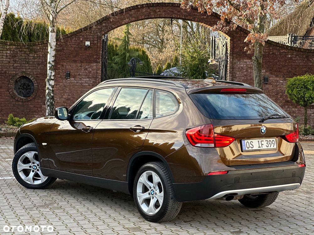 BMW X1 sDrive18i Sport Line - 12