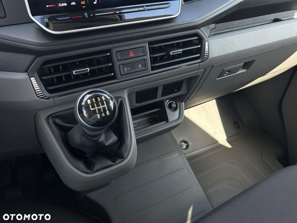 Volkswagen Crafter 35 Brygadówka LONG/L5H3, 2.0 BiTDI 163KM, 4490mm, Wysoki dach, r.o. 4490 mm, manualna 6-biegowa - 32