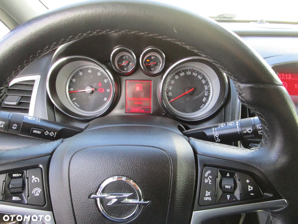 Opel Astra 1.4 T Cosmo - 32