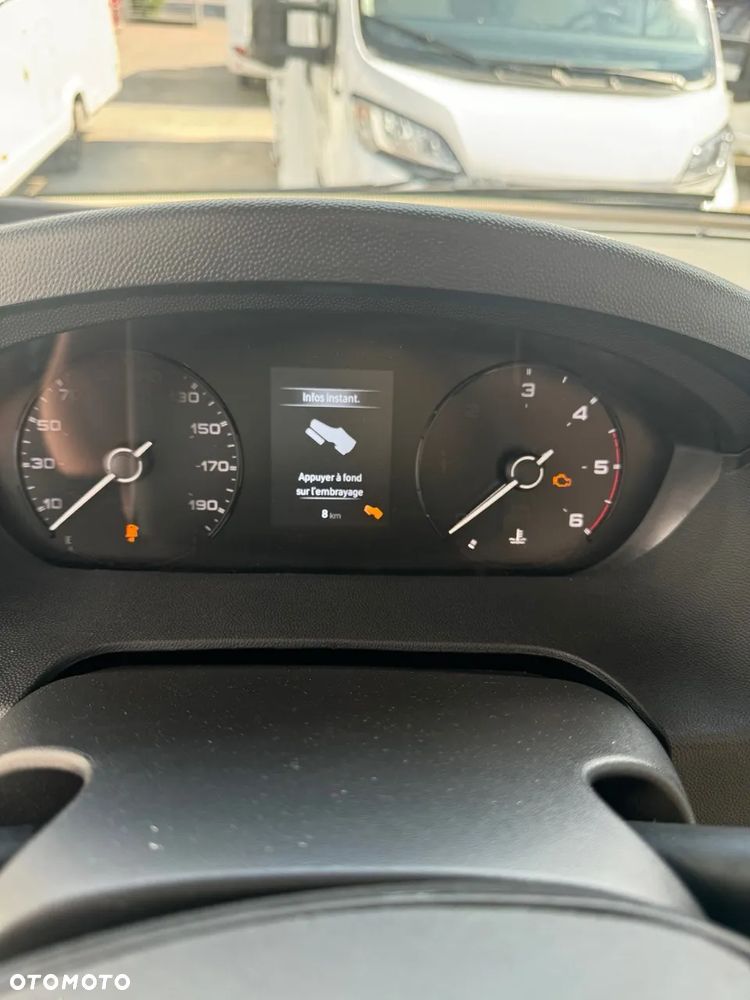 PILOTE G740 FGJ Expression - 23