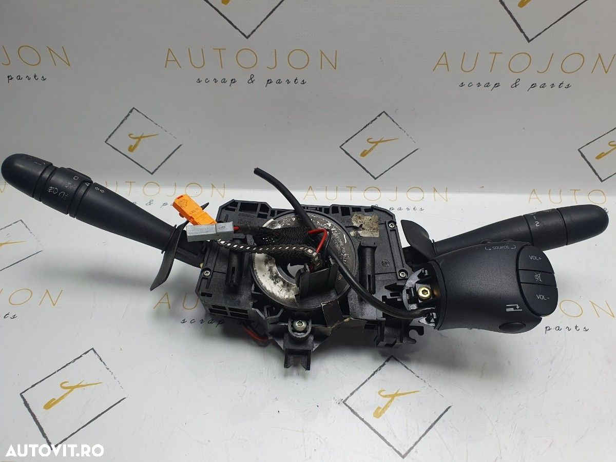 Bloc manete RENAULT SYMBOL I (LB0/1/2_) [ 2001 - 2008 ]  34446404 OEM  8200142395 - 1