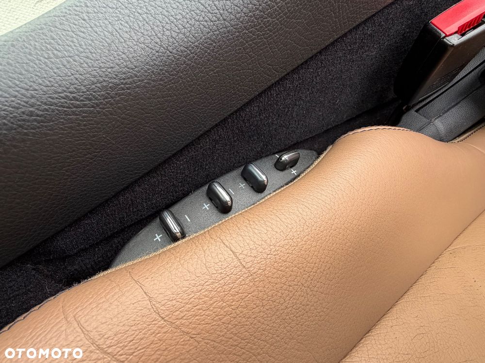 Mercedes-Benz CLK Cabrio 200 Kompressor Automatik Avantgarde - 27