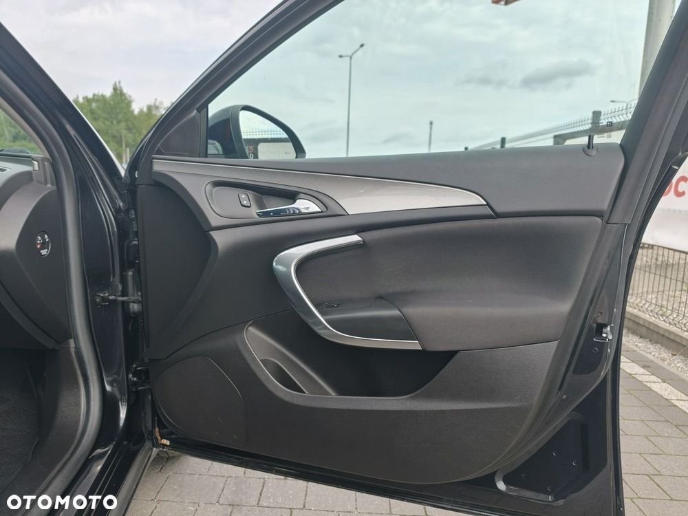 Opel Insignia - 22