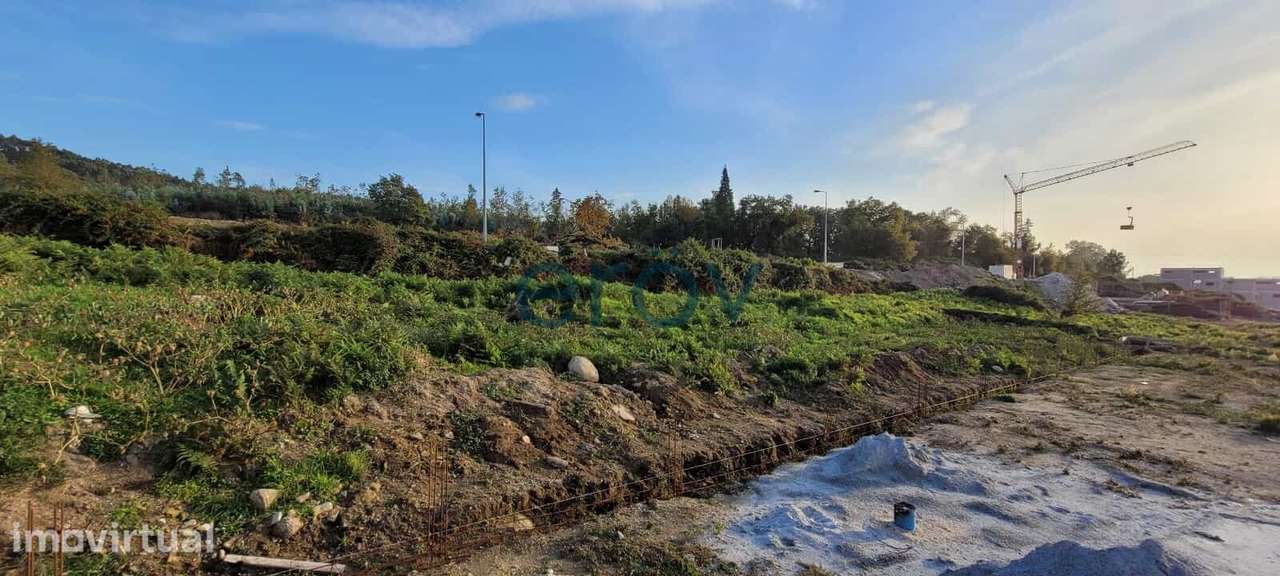 Terreno em Ruivães - V. N. Famalicão - Grande imagem: 5/6