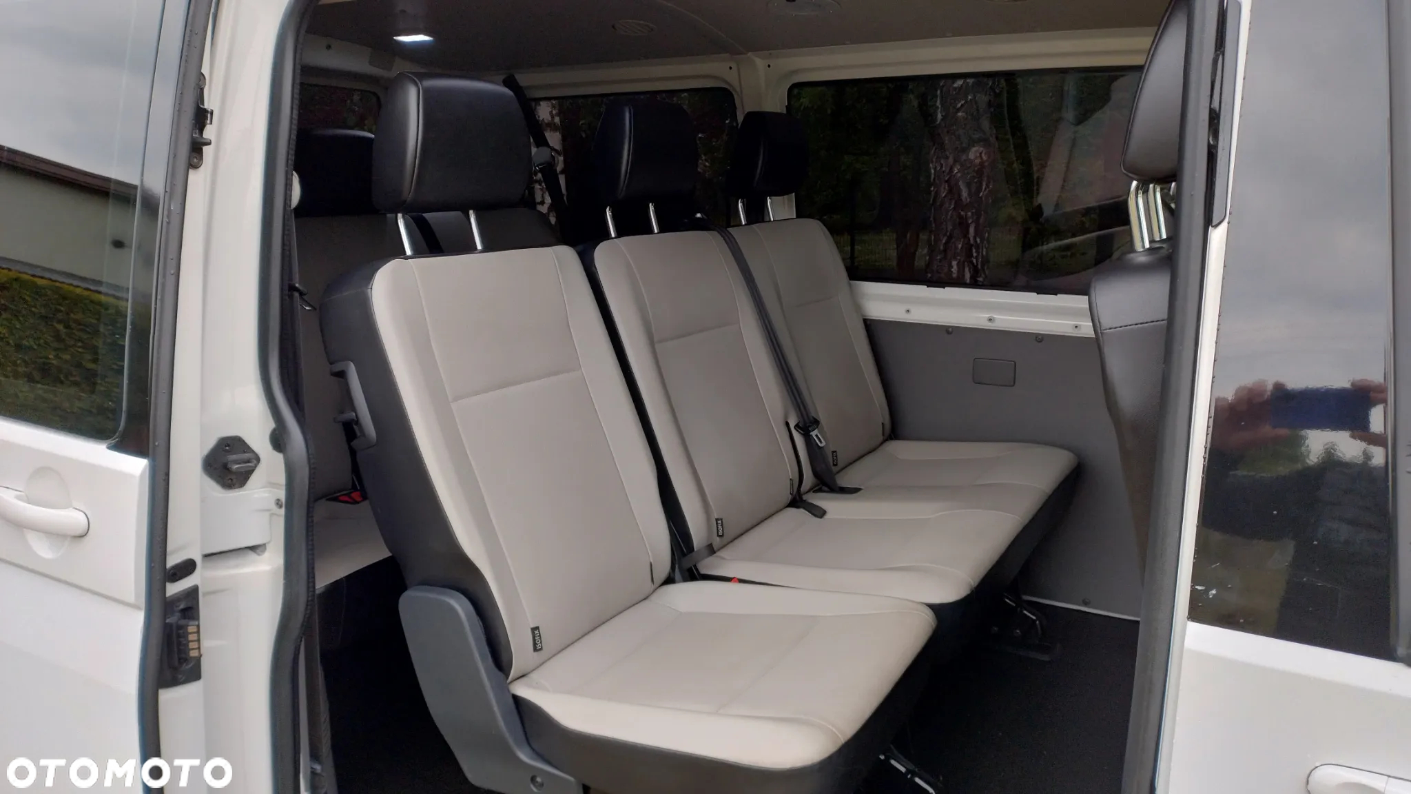 Volkswagen Transporter Caravelle DSG Kurz Trendline - 17