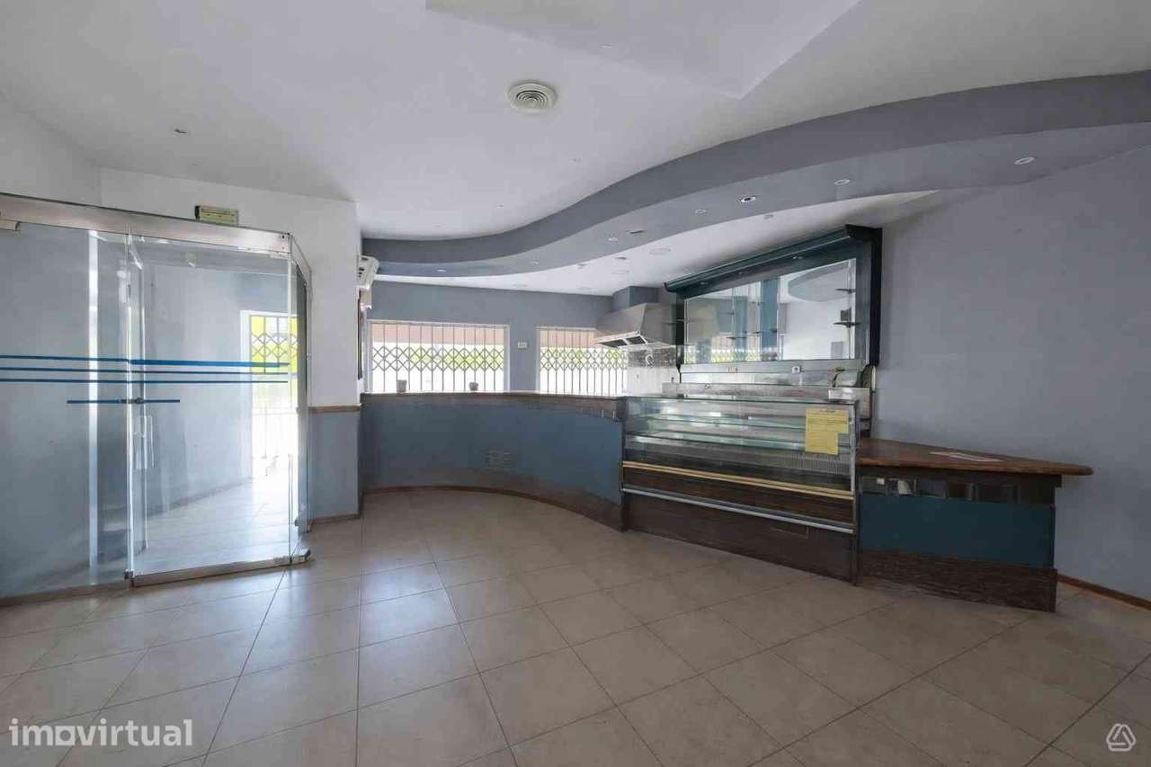 Loja, 87 m², Gondomar (São Cosme), Valbom e Jovim - Grande imagem: 2/9