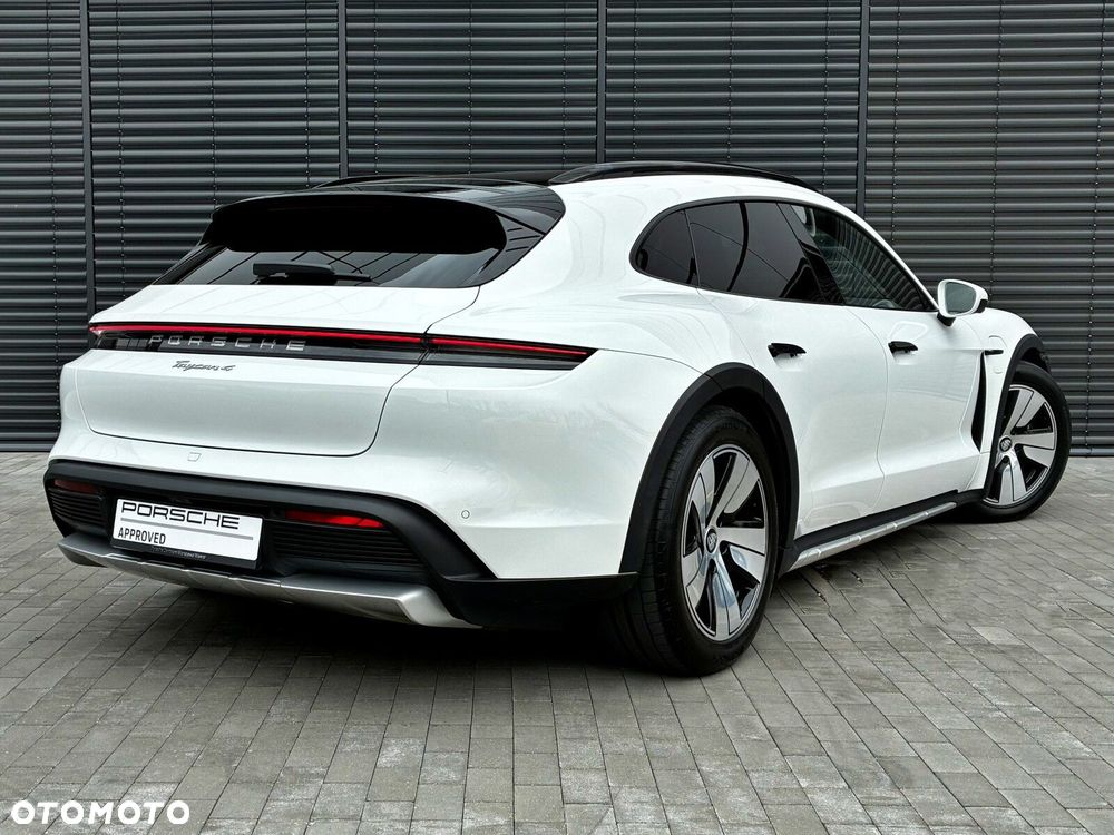 Porsche Taycan - 5