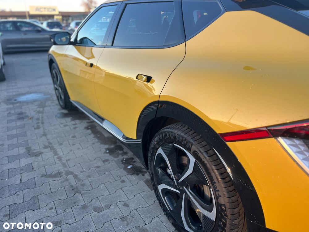 Kia EV6 77.4kWh Plus - 11