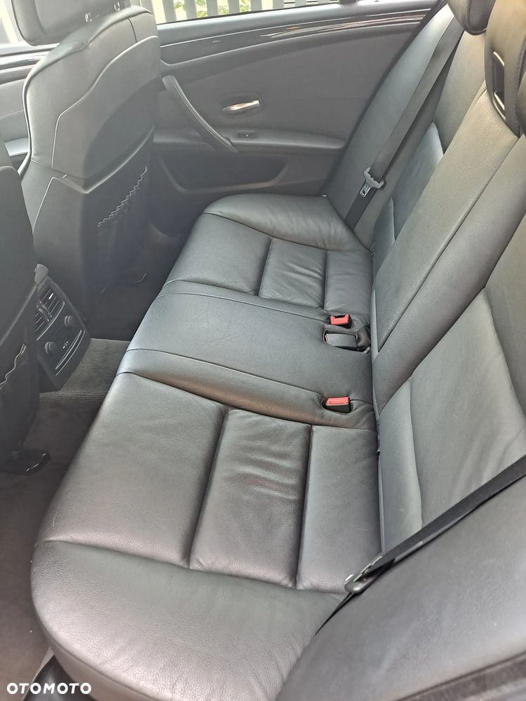 BMW Seria 5 - 16