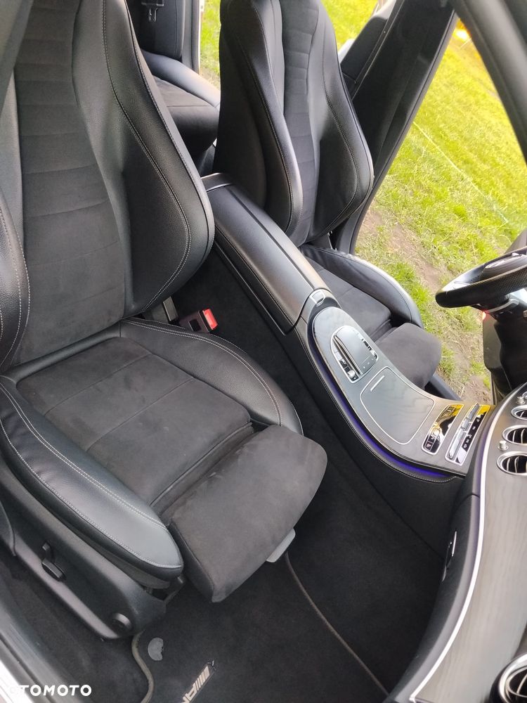 Mercedes-Benz Klasa E 220 d 4-Matic AMG - 20