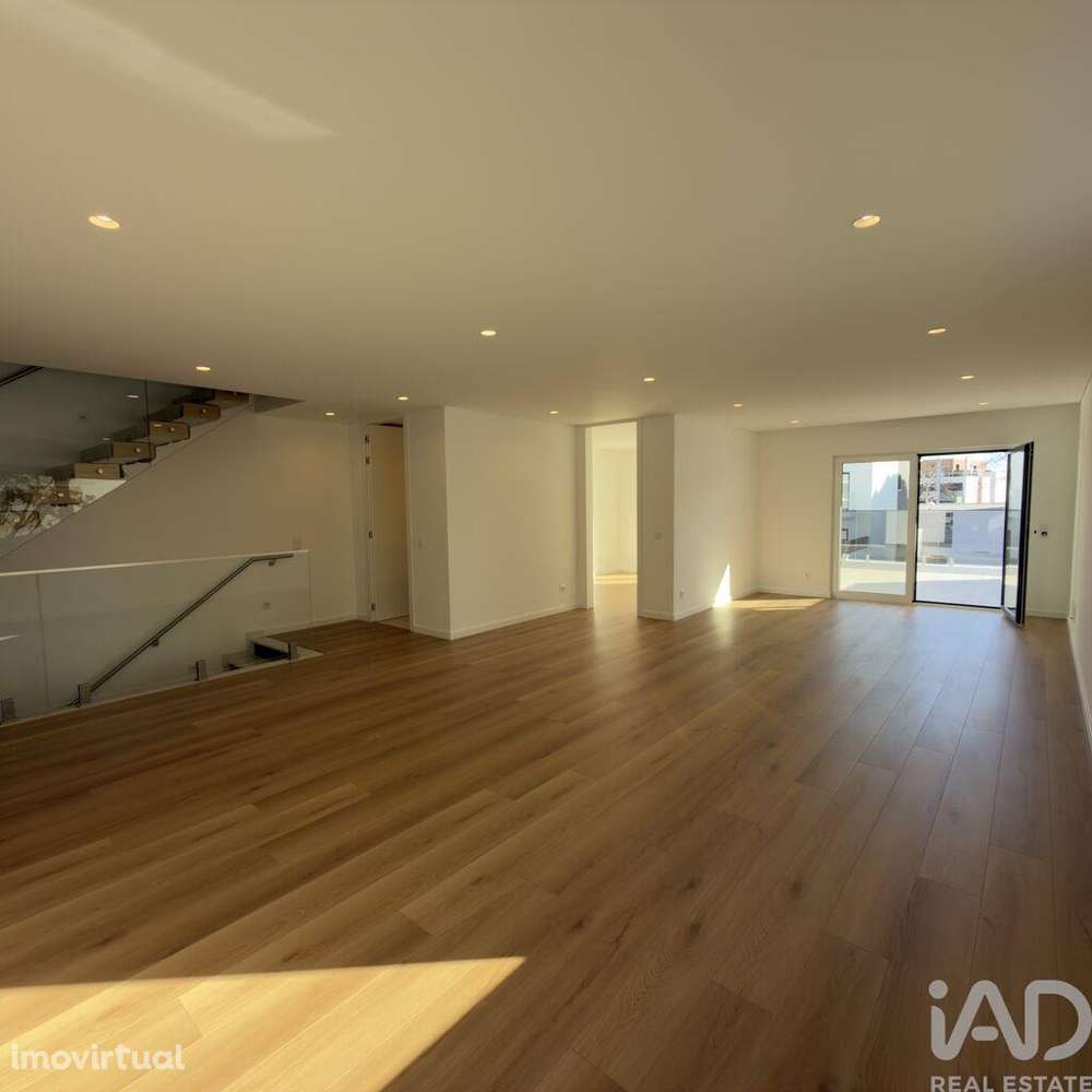 Casa / Villa T4 em Cascais e Estoril de 350,00 m2 - Grande imagem: 3/18
