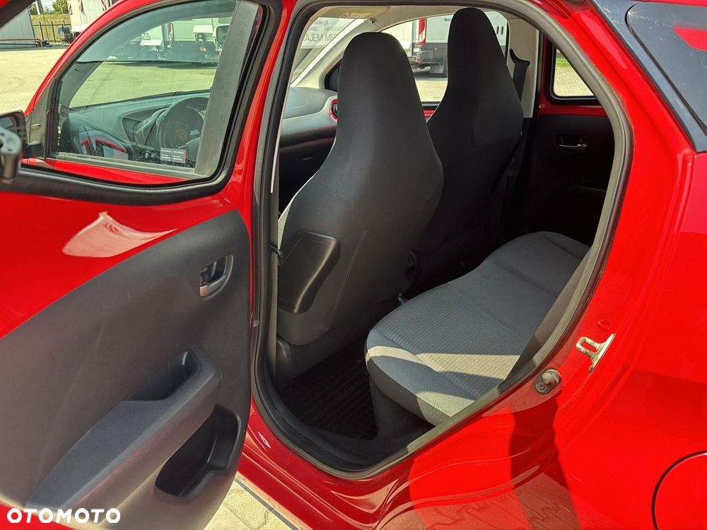 Toyota Aygo 1.0 VVT-i Black Edition - 13