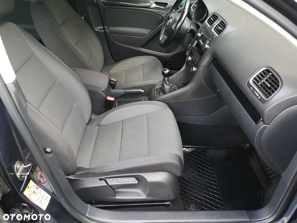 Volkswagen Golf 1.6 TDI DPF Trendline - 23