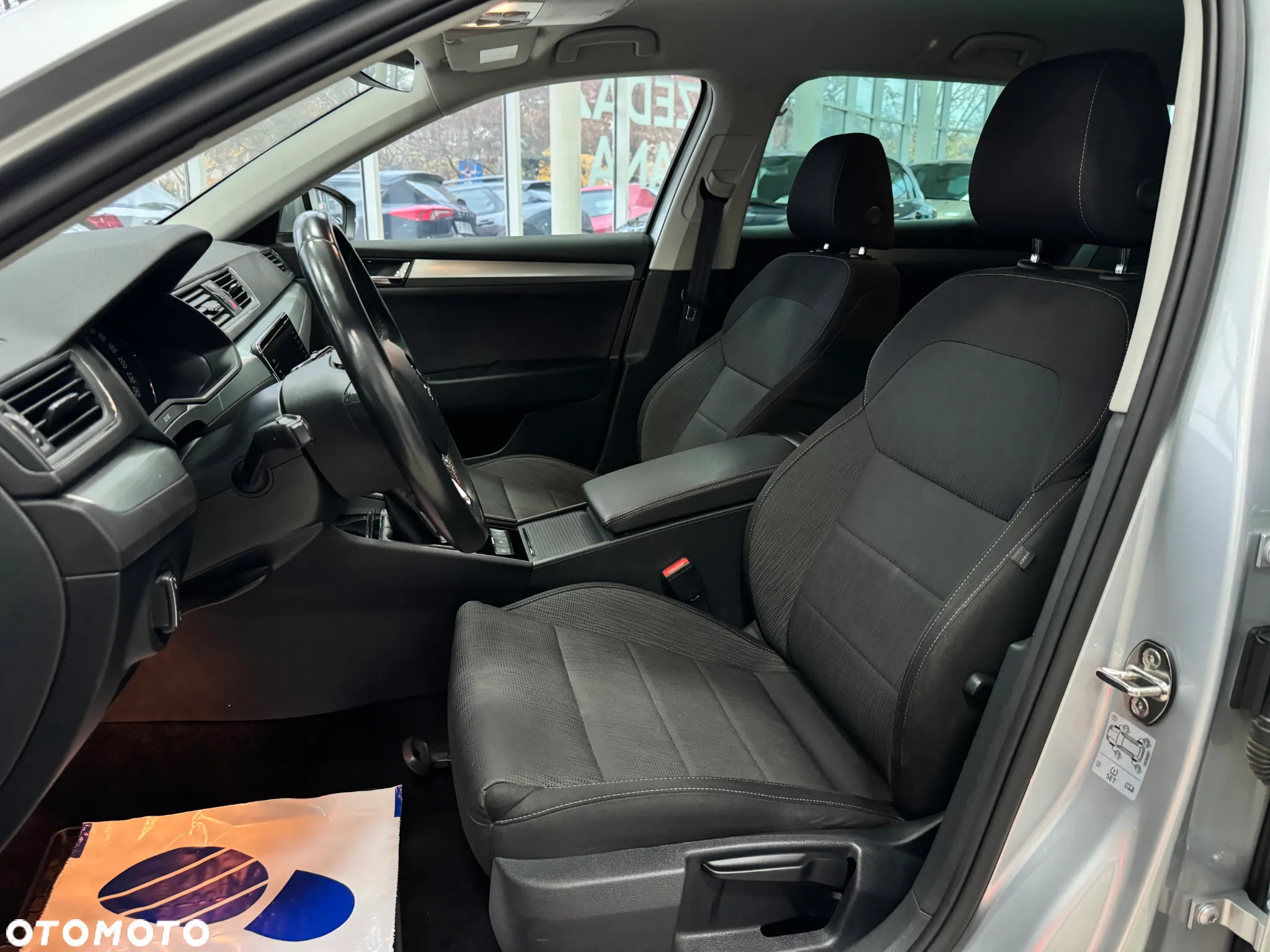 Skoda Superb 1.5 TSI Ambition - 19