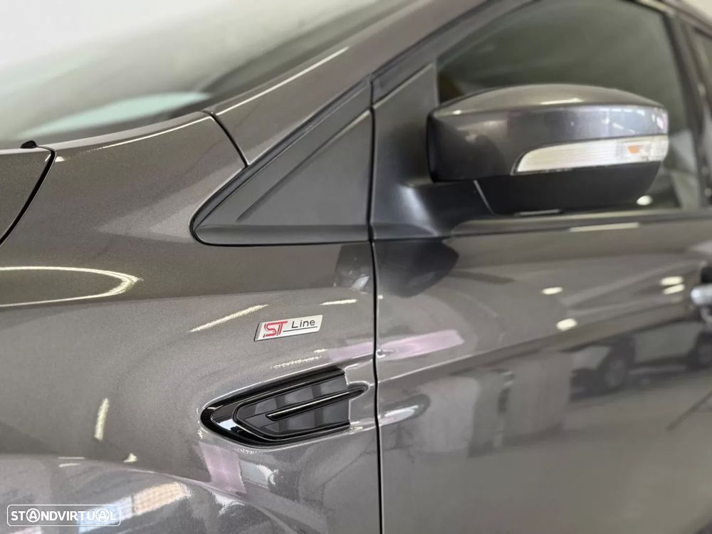 Ford Kuga 1.5 TDCi ST-Line Limited Edition - 12