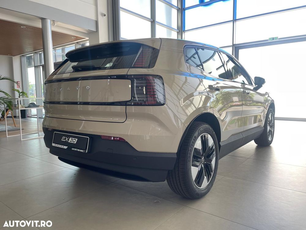 Volvo EX30 Single Motor RWD Plus - 5