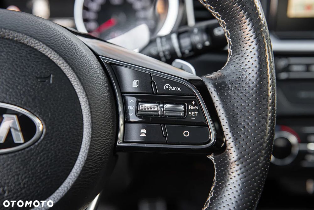 Kia ProCeed 1.4 T-GDI DCT7 OPF GT LINE - 23