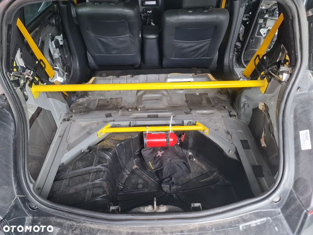 Renault Megane 2.0 Sport - 12